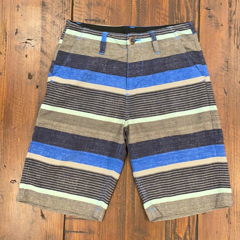 Volcom surf and turf hybrid shorts